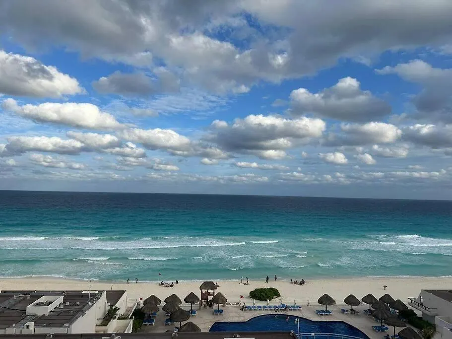 Amazing Beachfront Apartment Cancun 0*,  Mexico
