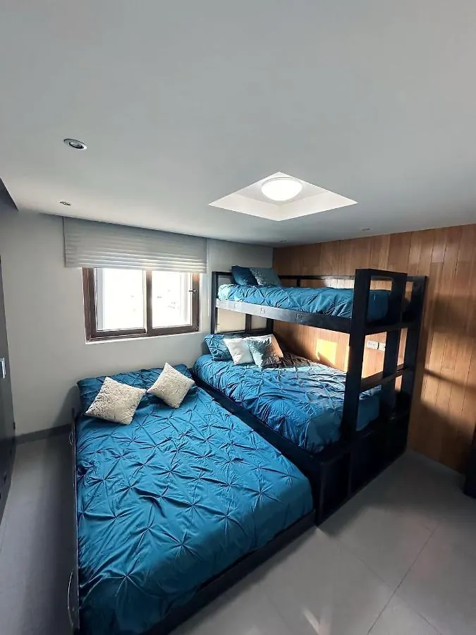 Amazing Beachfront Apartment Cancun