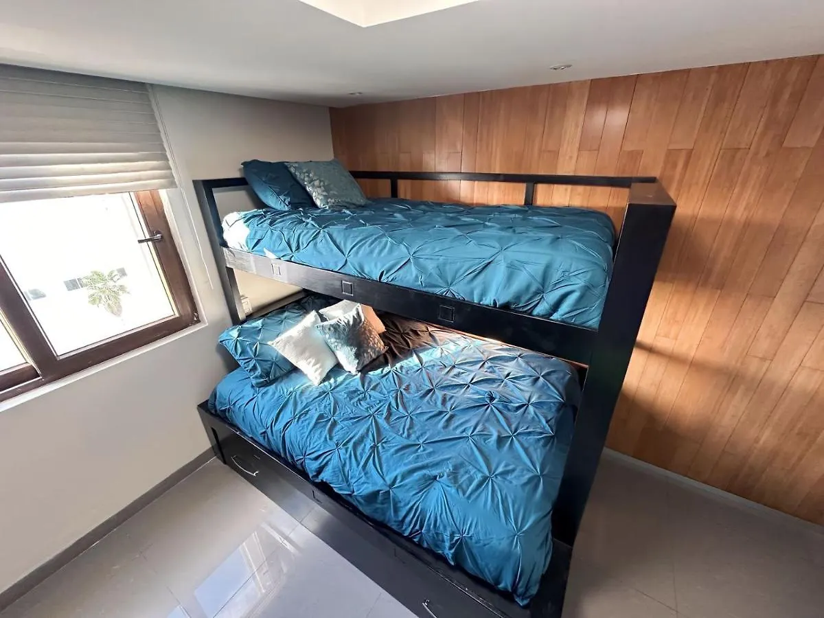 Amazing Beachfront Apartment Cancun 0*,